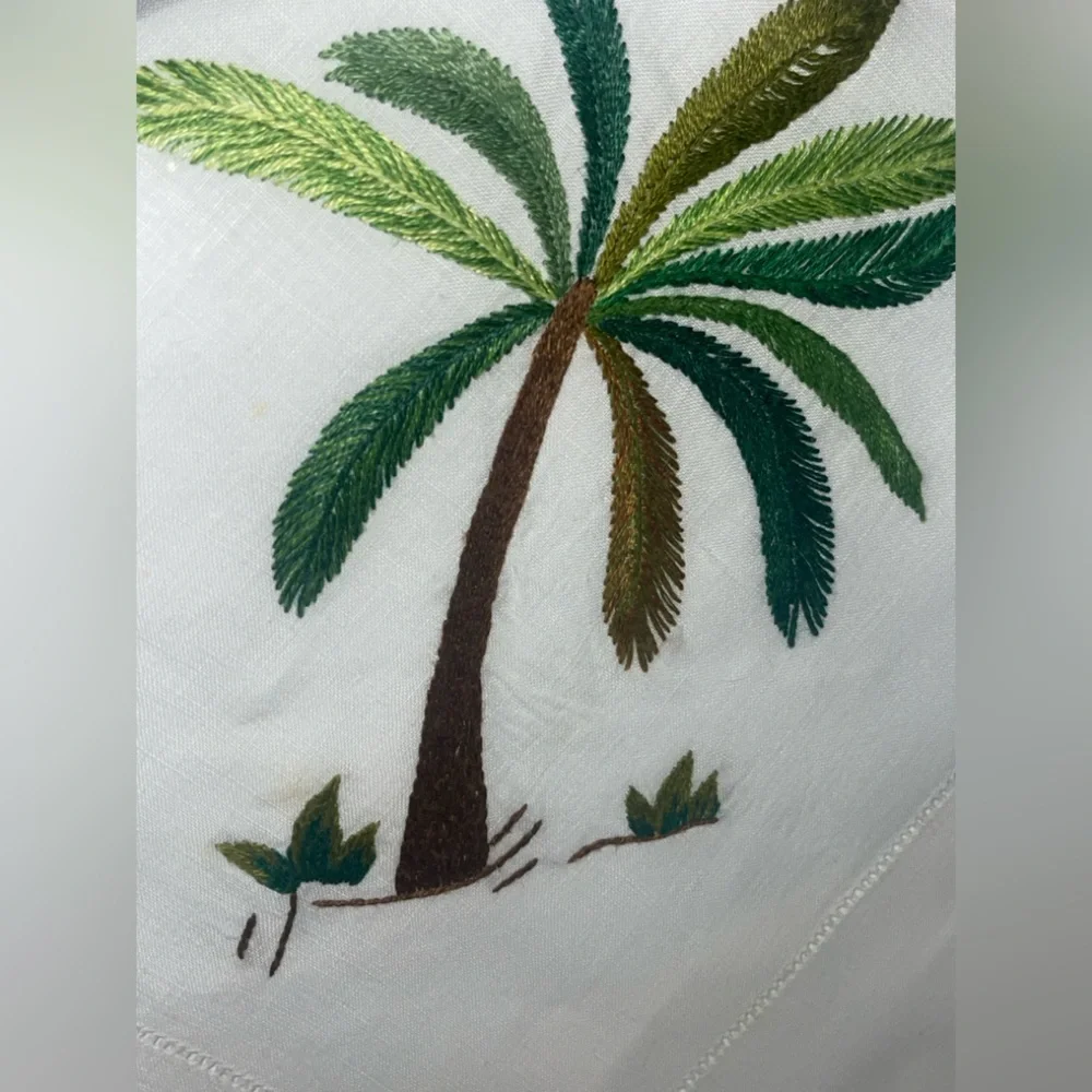 Vintage 50’s or 60’s Tropical Embroidered linen Napkins and 35” Table cloth